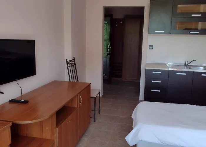 Hotel Family Black Sea 2*