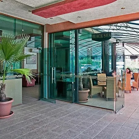 Family Black Sea Hotell 2*