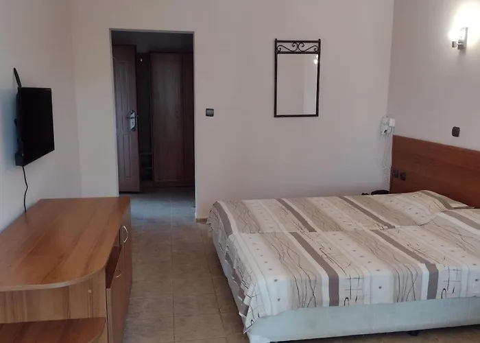 Отель Family Black Sea 2*